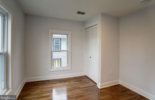 15 Beechwood Ave, Camden NJ  08107-1318 exterior