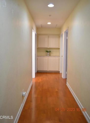 706 Princessa Dr, Oxnard CA  93030-7690 exterior