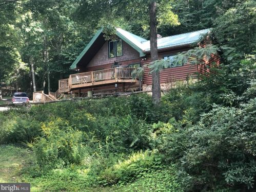 5258 Horn Camp Rd, Rio, WV 26755-6031