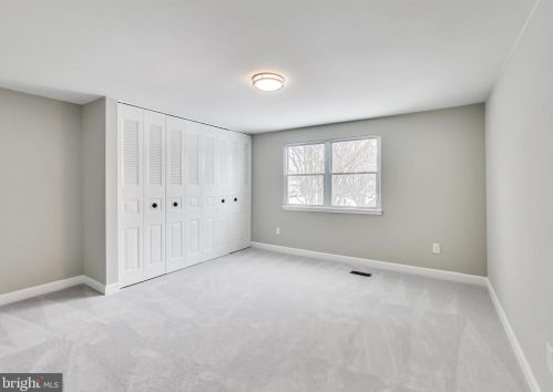 7218 Bonniemill Ln, Springfield VA 22150-4426 exterior