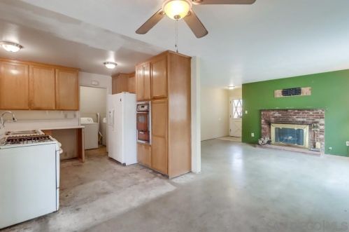 5735 Amarillo Ave, La Mesa CA 91942-2889 exterior