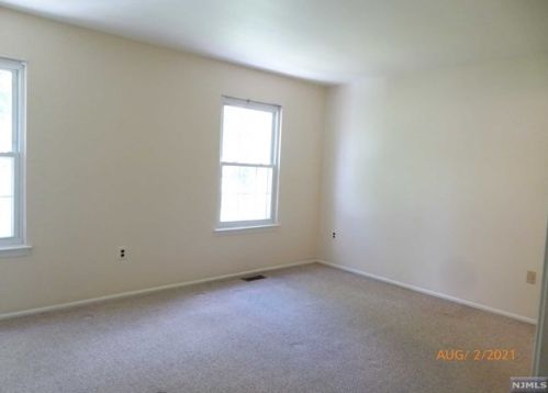122 Gettysburg Way, Lincoln Park NJ  07035-1838 exterior
