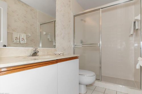6250 Bellerive Ave, Naples FL  34119-4713 exterior