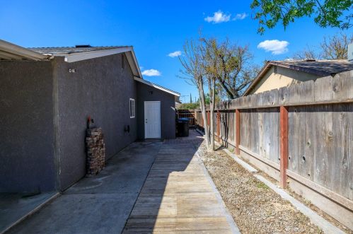 2528 Bellamy St, Modesto CA  95354-3119 exterior