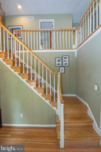 740 Lynn Dr, Norristown, PA 19406-3742