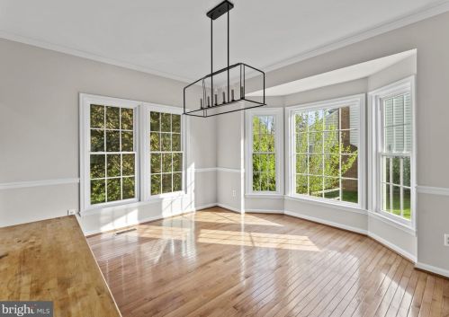 12825 Tournament Dr, Herndon VA  20191-5861 exterior