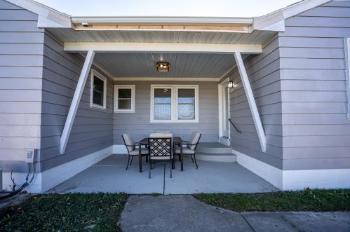 3304 Norwich Ave, Milwaukee WI  53235-4724 exterior