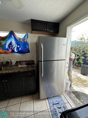 230 14th St, Dania Beach, FL 33004-4239