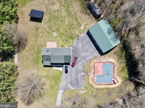532 Oak Hill School Rd, Blackbird, DE 19734-9654