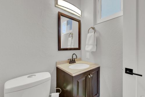 1250 Danfield Way, Vacaville CA  95687-5622 exterior