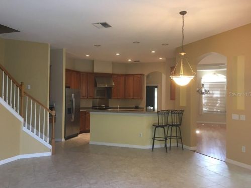 1673 Oak Park Ct, Tarpon Springs FL  34689-3891 exterior