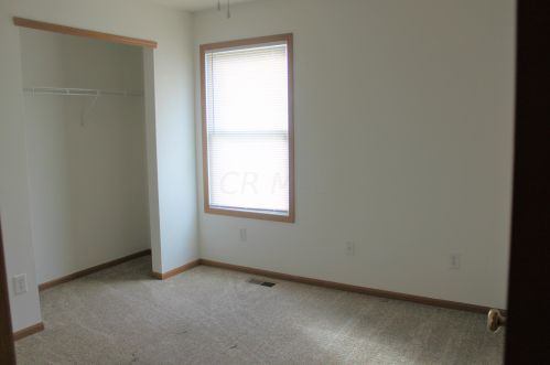 1290 Sassafras Ln, Marysville OH  43040-8032 exterior