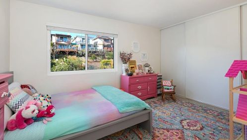 2451 Beryl St, San Diego CA 92109-3401 exterior