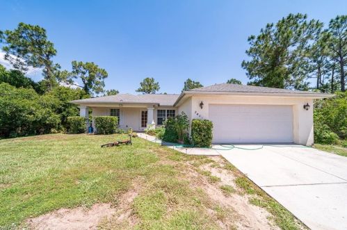 2806 41st St, Lehigh Acres, FL 33976-4701