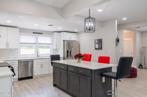 1420 Transit Ave, Jackson Twp NJ  08527-5224 exterior