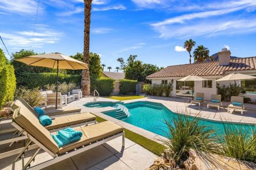 78720 Avenida La Fonda, La Quinta CA  92253-2805 exterior