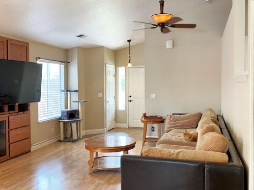 5539 Greenoaks Dr, Riverbank CA  95367-3844 exterior