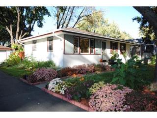 629 Glencoe St, Minneapolis, MN 55432-1628