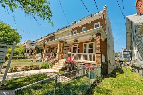 601 Jefferson St, Washington, DC 20011-2642