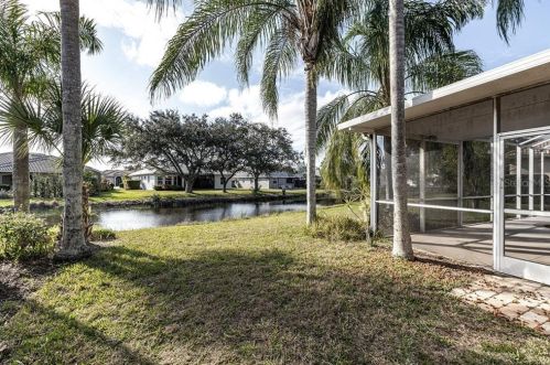 2245 Sonoma Dr, Nokomis FL  34275-5807 exterior