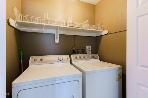 8812 Andrieu Ct, Bakersfield CA 93311-1283 exterior