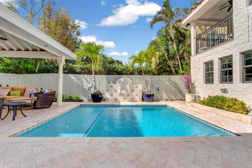 258 Granada Rd, West Palm Beach FL  33401-7921 exterior