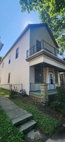 1110 18th St, Milwaukee, WI 53204-2038