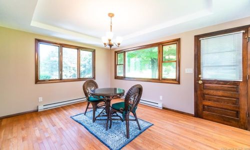 253 Oak Ridge Dr, Middletown CT  06457-1919 exterior