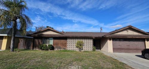1224 25th St, San Bernardino, CA 92404-4207