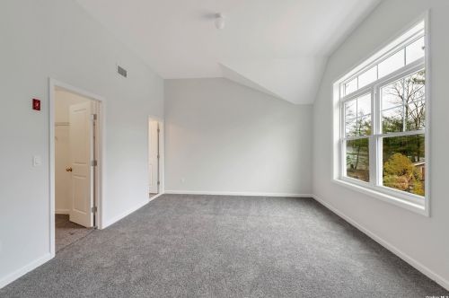 594 Canal Rd, Mount Sinai NY  11766-3307 exterior