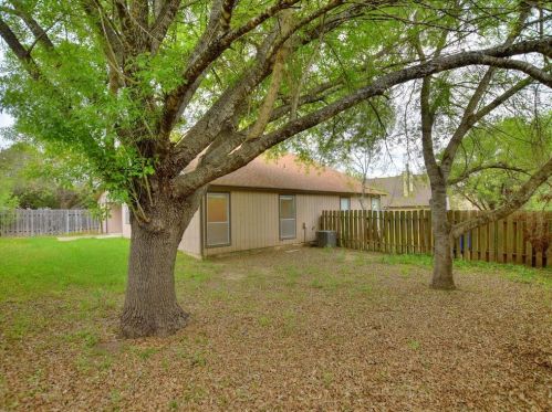 409 Fantail Loop, Austin TX  78734-4867 exterior
