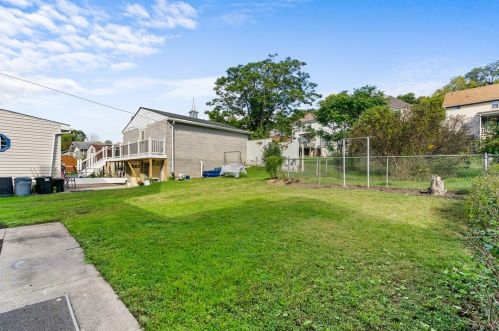 153 Smith St, Canonsburg PA  15317-1737 exterior