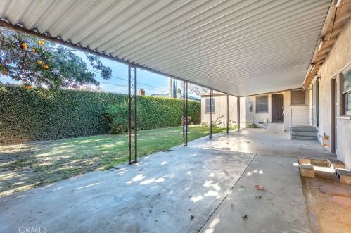 9718 Rosecrans Ave, Bellflower CA 90706-2464 exterior