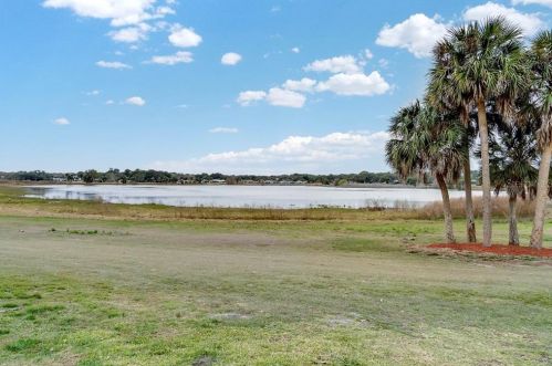 1050 Villa Ln, Apopka FL  32712-2127 exterior