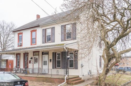 18 Race St, Pottstown, PA 19464-6722