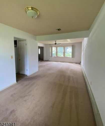 86 Kingston Rd, Parsippany NJ  07054-3148 exterior