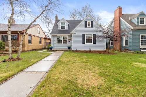 2867 77 St, Milwaukee WI 53222-5016 exterior