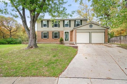 2266 Chesterfield Ln, Stonelick, OH 45103-3144