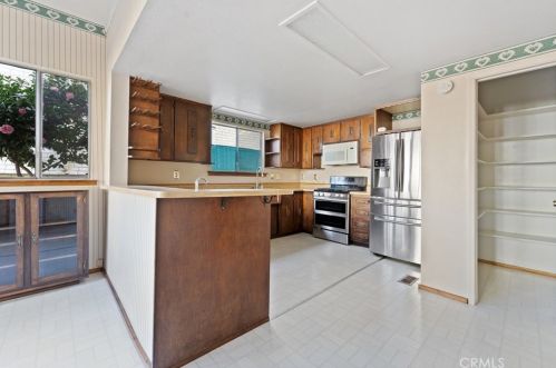 1126 Montgomery St, Oroville CA  95965-4725 exterior