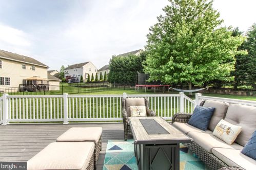 473 Adam Ln, Navy Sup Dpt PA  17050-2477 exterior