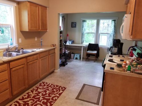 27 Spruce St, Sturgeon Bay, WI 54235-2735