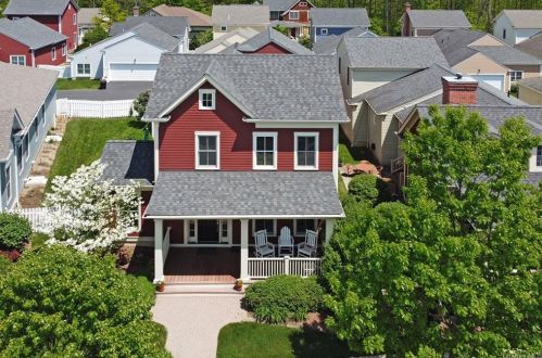 51 Cropsey St, Warwick, NY 10990-3561