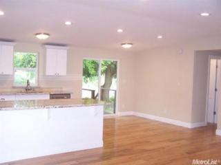3586 Shallow Creek Rd, Loomis, CA 95650-8894