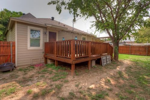 2100 Harrison Ave, Fort Worth TX  76110-1160 exterior