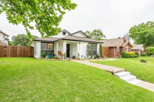 4756 Wineberry Dr, Fort Worth, TX 76137-2305