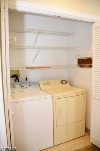 6110 Richmond Rd, West Milford Lakes NJ  07480-5117 exterior