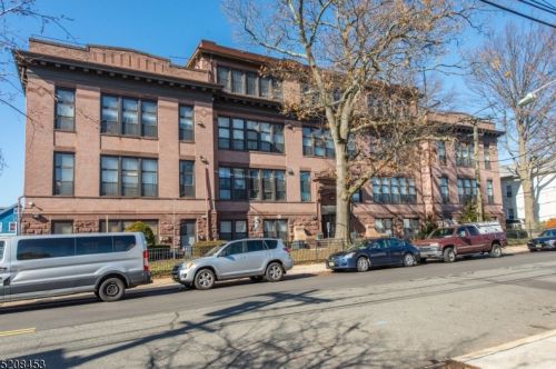 1470 Campbell St, Rahway NJ  07065-3238 exterior