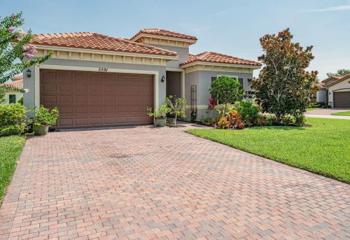 5591 55th Ter, Vero Beach, FL 32967-2474