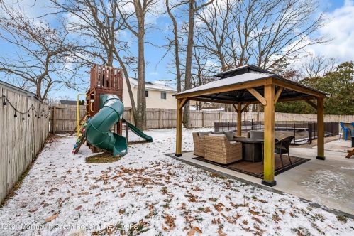 19 Conifer St, Wall Township NJ  07731-2620 exterior