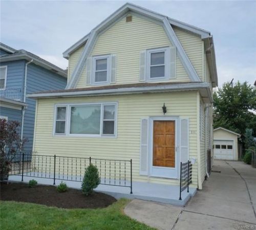 311 Sanders Rd, Buffalo, NY 14216-1420